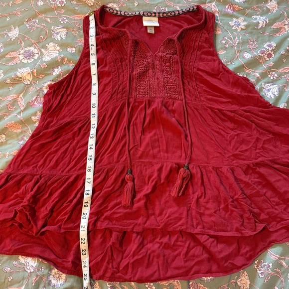 Knox Rose Burgundy Flowy Bohemian Top - Picture 6 of 9